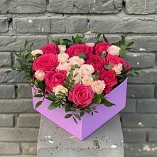 Цветочная композиция из Розы в коробке в Дубовке Ставропольского края