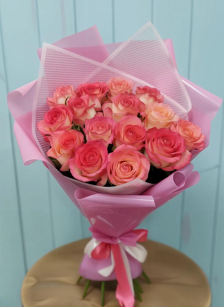 Букет 15 Розовых роз Равель в Дубовке Ставропольского края