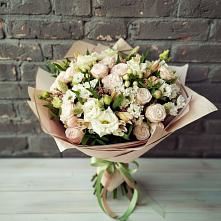 Букет цветов из:  Альстромерии, Розы и Хризантемы #REPLACE_PRED# Дубовке Ставропольского края