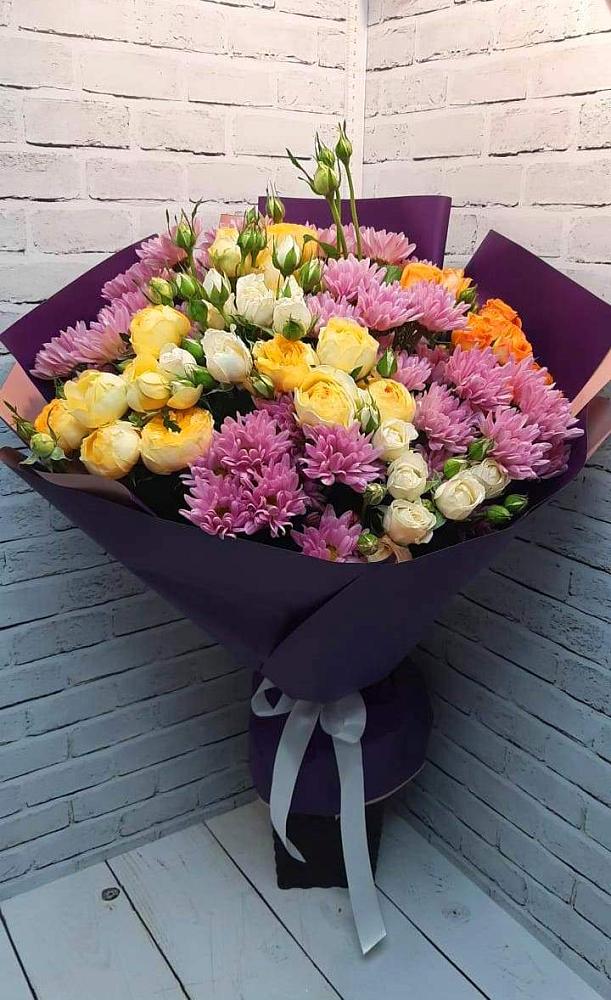 Букет цветов из: Хризантемы и Розы в Дубовке Ставропольского края