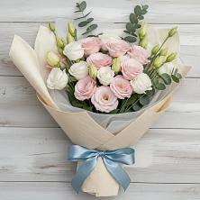 Букет цветов из:  Лизиантусы в Дубовке Ставропольского края