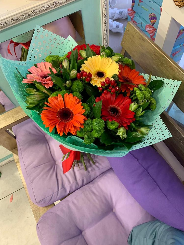 Букет цветов из: Герберы, Хризантемы и Альстромерии в Дубовке Ставропольского края