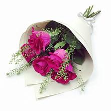 Букет цветов из:  Розы в Дубовке Ставропольского края