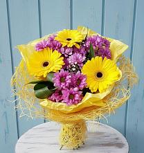 Букет цветов из:  Хризантемы и Герберы в Дубовке Ставропольского края
