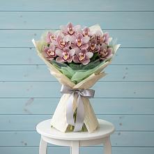 Букет цветов из:  Орхидеи и Розы в Дубовке Ставропольского края