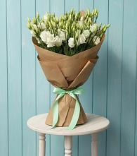 Букет цветов из:  Лизиантусы в Дубовке Ставропольского края