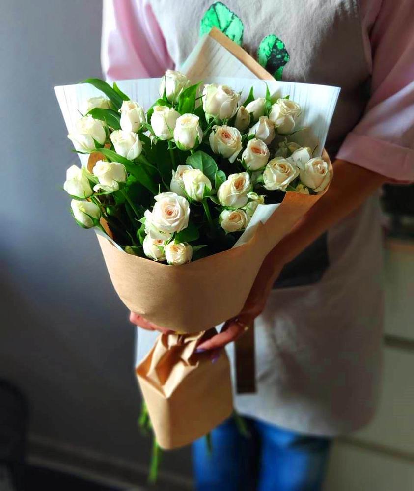 Букет цветов из: Розы в Дубовке Ставропольского края