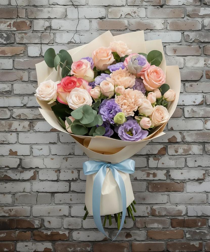 Букет цветов из: Розы, Лизиантусы и Гвоздики в Дубовке Ставропольского края