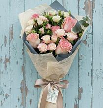 Букет цветов из:  Розы #REPLACE_PRED# Дубовке Ставропольского края
