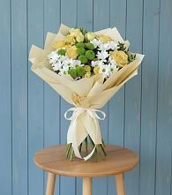 Букет цветов из:  Хризантемы и Розы в Дубовке Ставропольского края