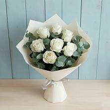Букет Белые розы в Эвкалипте в Дубовке Ставропольского края