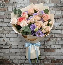 Букет цветов из:  Розы, Лизиантусы и Гвоздики #REPLACE_PRED# Дубовке Ставропольского края